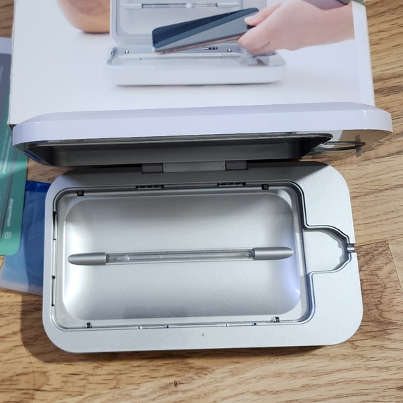 NEW PhoneSoap 3 UV Sanitizer and Charger - White - Picture 6 of 7